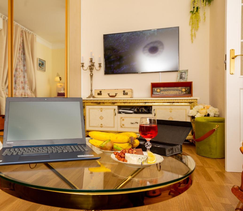 Appartement La Boheme - The Magic Of Riga & Free Parking Extérieur photo