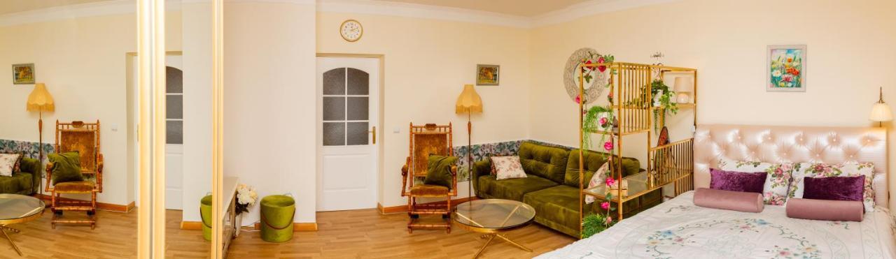 Appartement La Boheme - The Magic Of Riga & Free Parking Extérieur photo